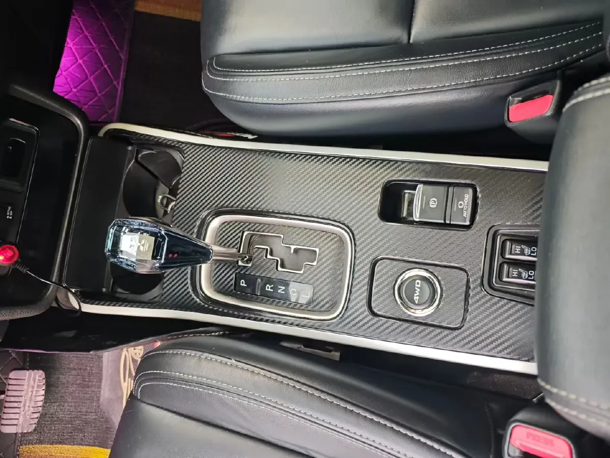 2019 Mitsubishi Outlander 2.4L 192HP L4 CVT,autocango,china used car exporter,china ev exporter,chinese used car exporter,chinese used ev exporter