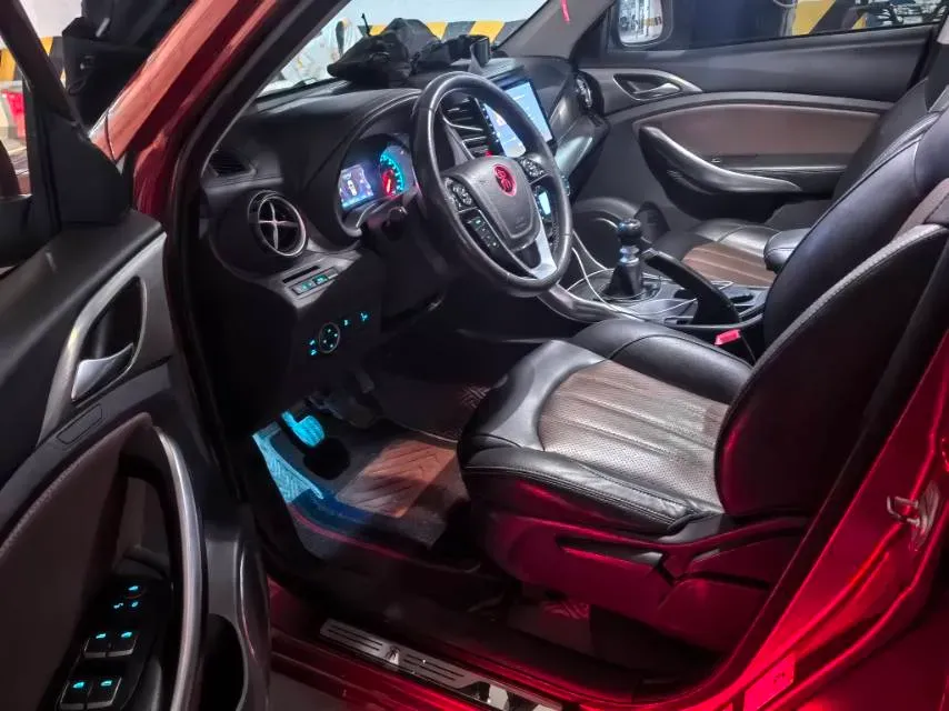 2017 BYD Song 1.5T 154HP L4 6MT,autocango,china used car exporter,china ev exporter,chinese used car exporter,chinese used ev exporter