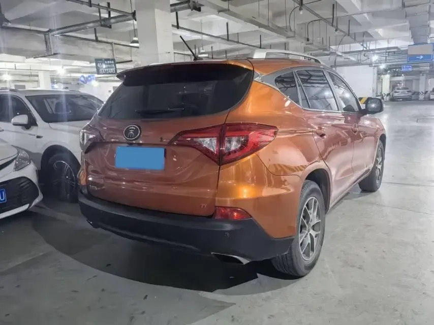 2017 BYD Song 1.5T 154HP L4 6MT,autocango,china used car exporter,china ev exporter,chinese used car exporter,chinese used ev exporter