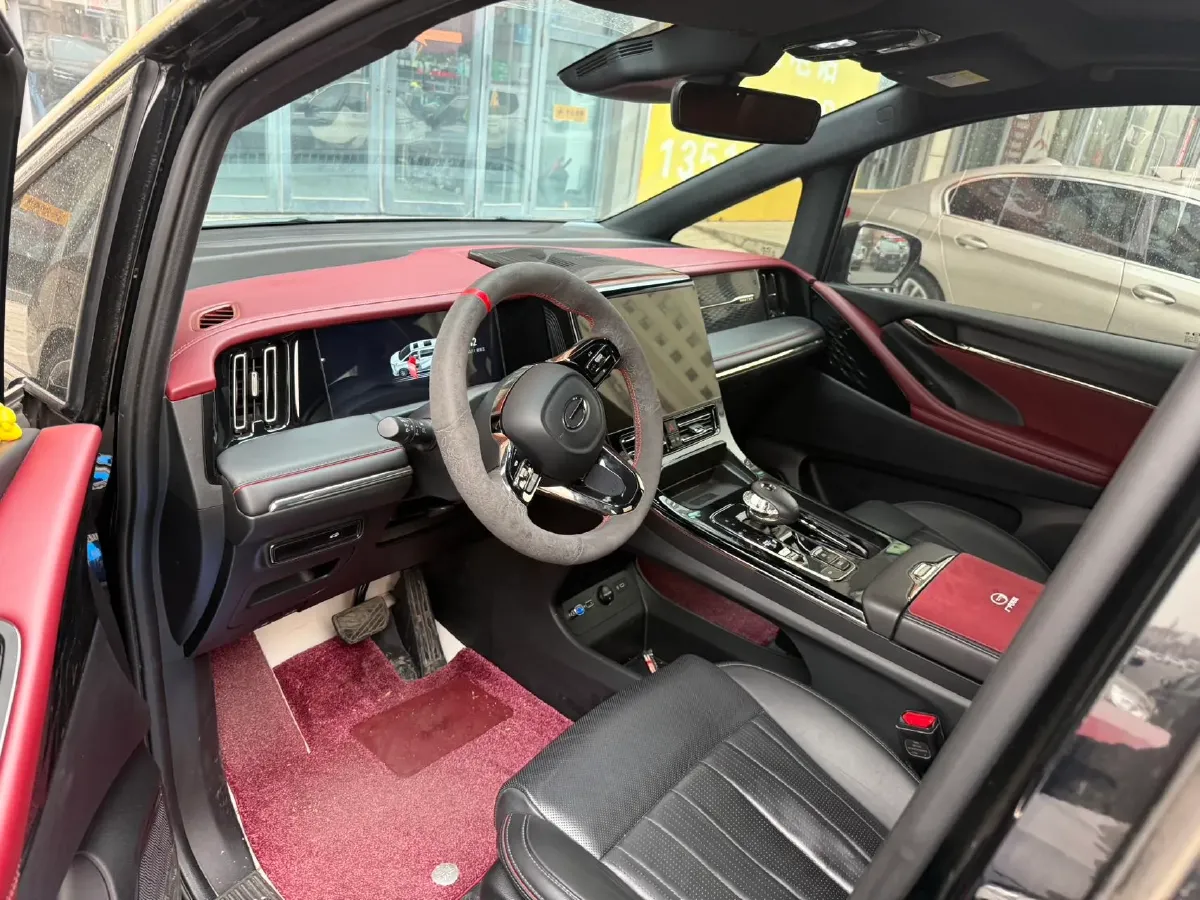 2024 GAC Trumpchi M8 2.0T 252HP L4 8AT,autocango,china used car exporter,china ev exporter,chinese used car exporter,chinese used ev exporter