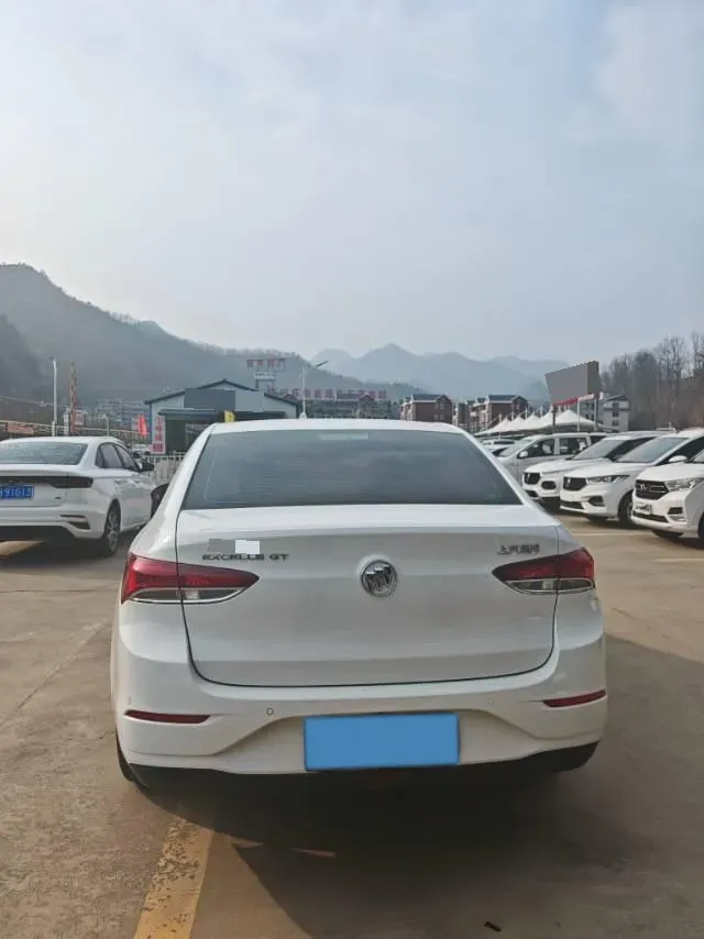 2021 Buick Excelle 1.5L 113HP L4 6AT,autocango,china used car exporter,china ev exporter,chinese used car exporter,chinese used ev exporter