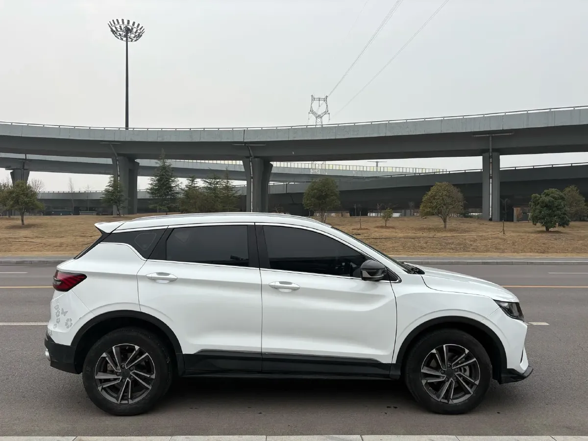 2023 Geely Coolray 1.5T 181HP L4 7DCT,autocango,china used car exporter,china ev exporter,chinese used car exporter,chinese used ev exporter