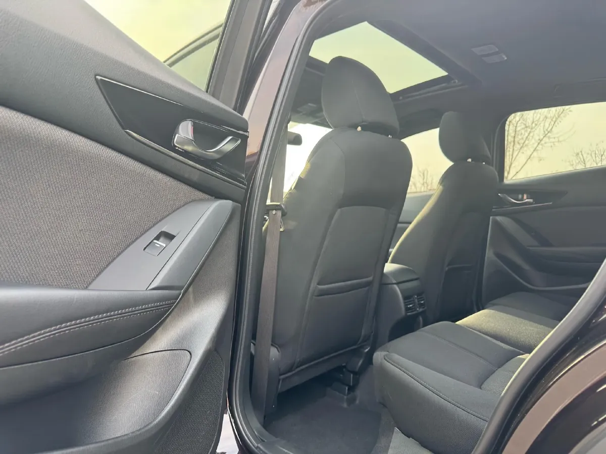 2021 Mazda CX-4 2.0L 158HP L4 6AT,autocango,china used car exporter,china ev exporter,chinese used car exporter,chinese used ev exporter