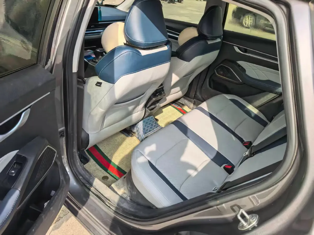 2022 Geely Emgrand 1.5L 114HP L4 CVT,autocango,china used car exporter,china ev exporter,chinese used car exporter,chinese used ev exporter