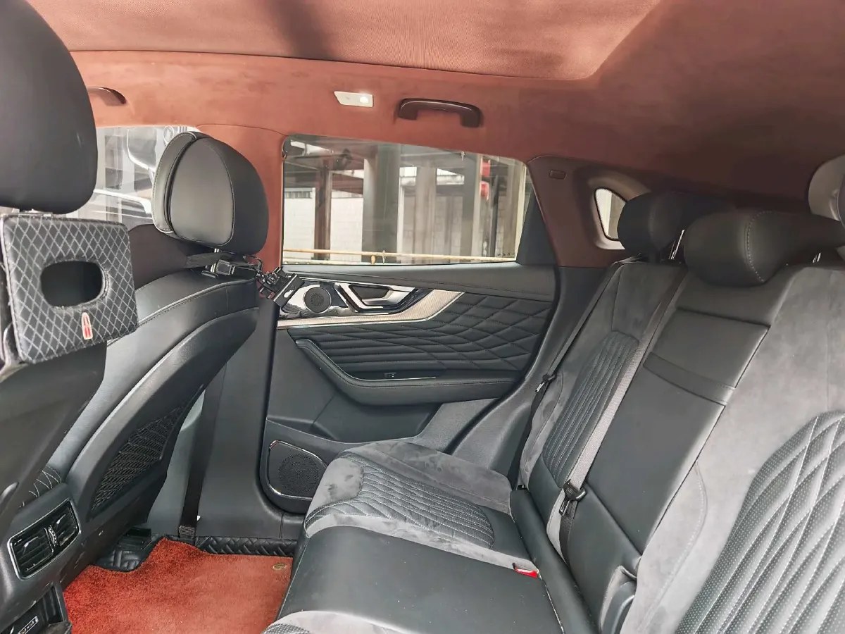 2022 HongQi HS5 2.0T 224HP L4 6AT,autocango,china used car exporter,china ev exporter,chinese used car exporter,chinese used ev exporter