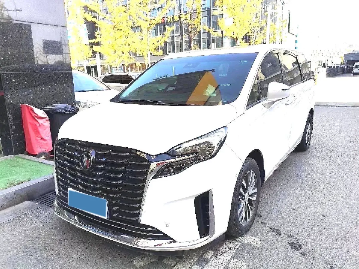 2022 Buick GL8 2.0T 237HP L4 9AT,autocango,china used car exporter,china ev exporter,chinese used car exporter,chinese used ev exporter