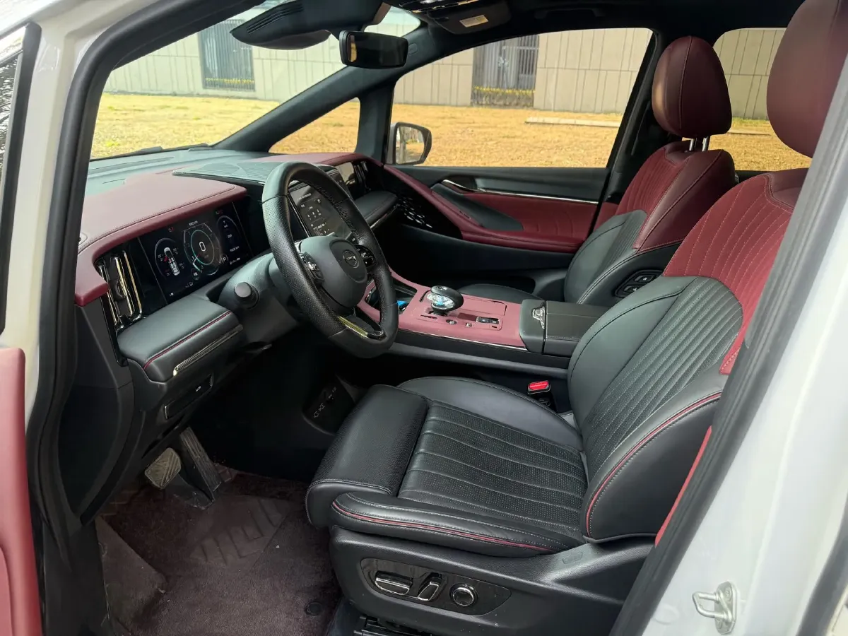 2024 GAC Trumpchi M8 2.0T 252HP L4 8AT,autocango,china used car exporter,china ev exporter,chinese used car exporter,chinese used ev exporter