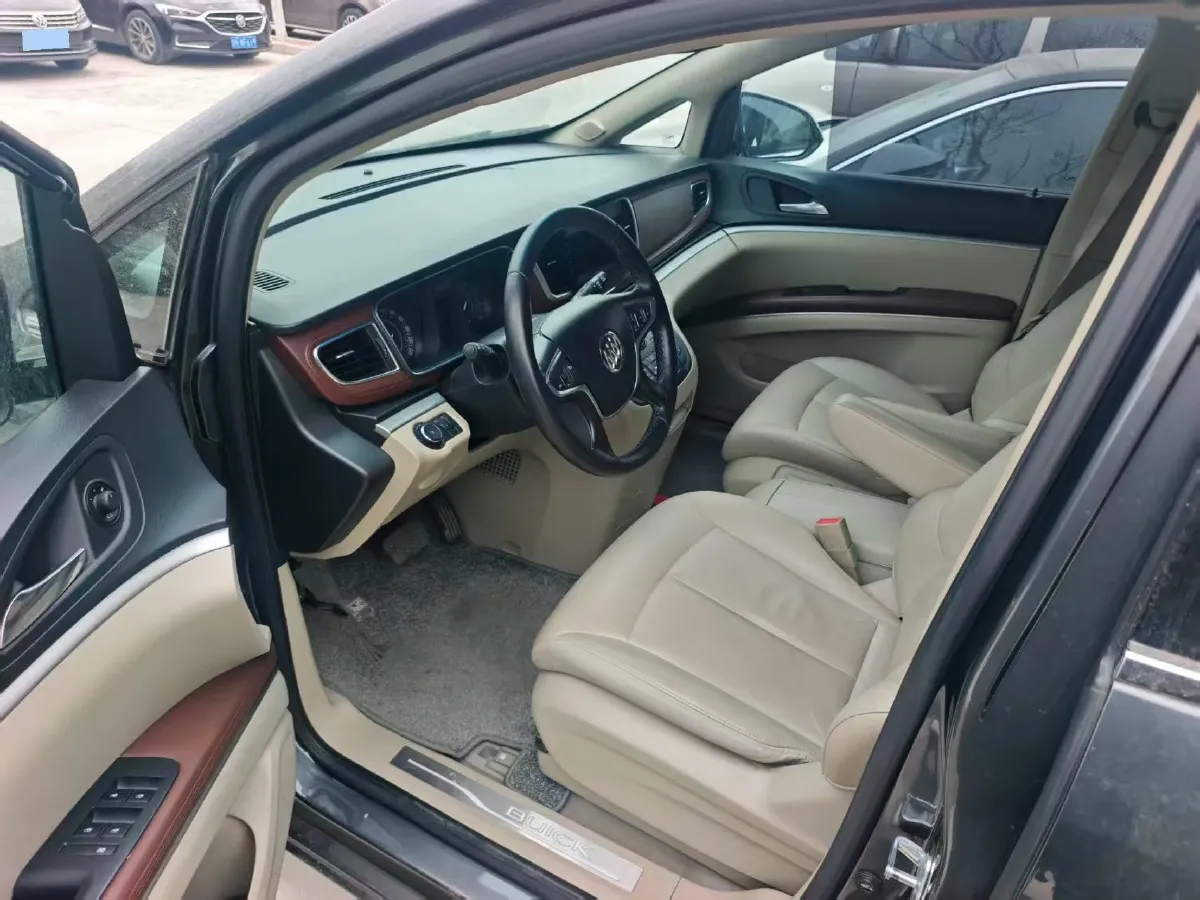 2018 Buick GL8 2.0T 260HP L4 6AT,autocango,china used car exporter,china ev exporter,chinese used car exporter,chinese used ev exporter