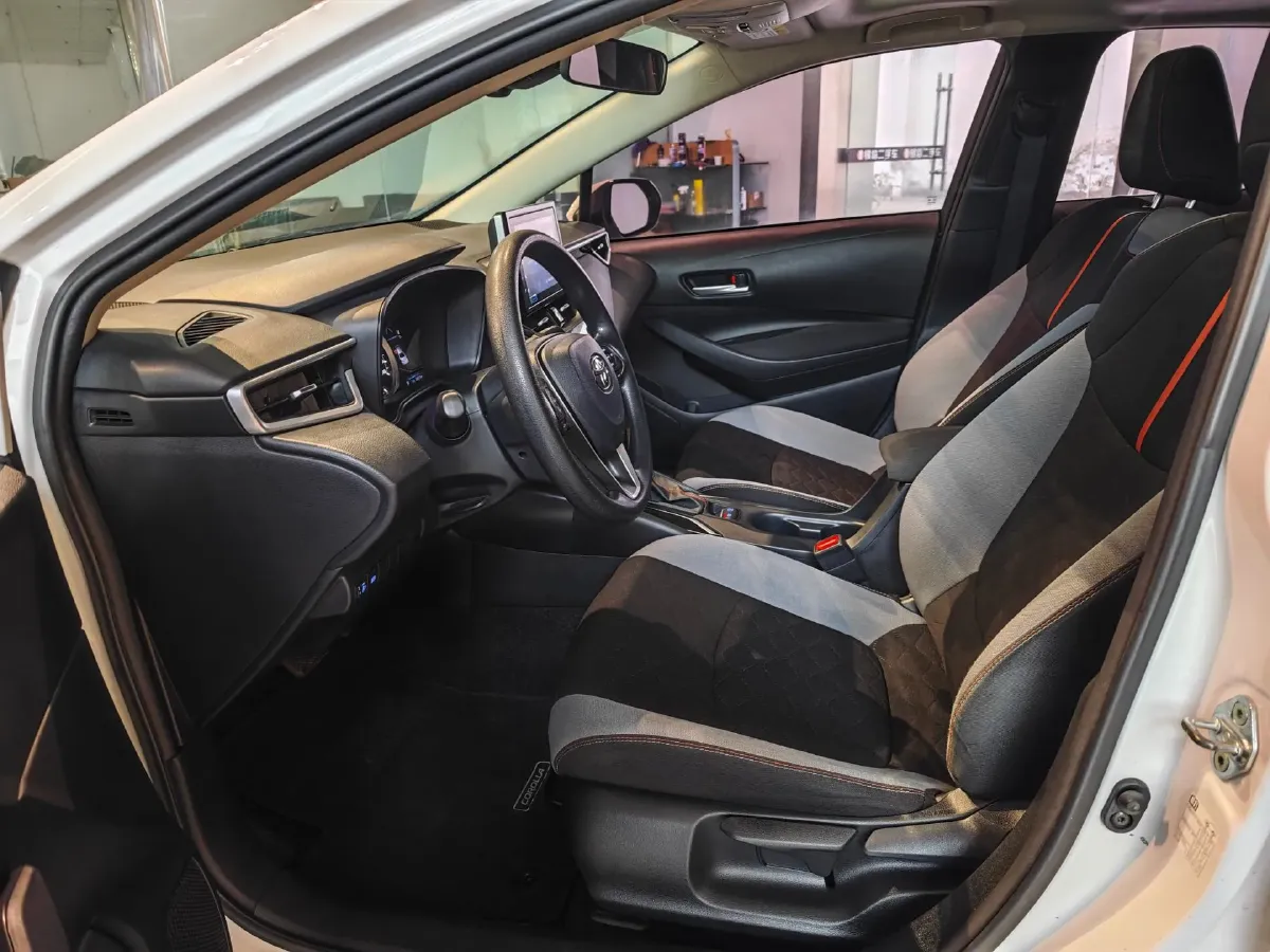 2021 Toyota Corolla 1.2T 116HP L4 CVT,autocango,china used car exporter,china ev exporter,chinese used car exporter,chinese used ev exporter