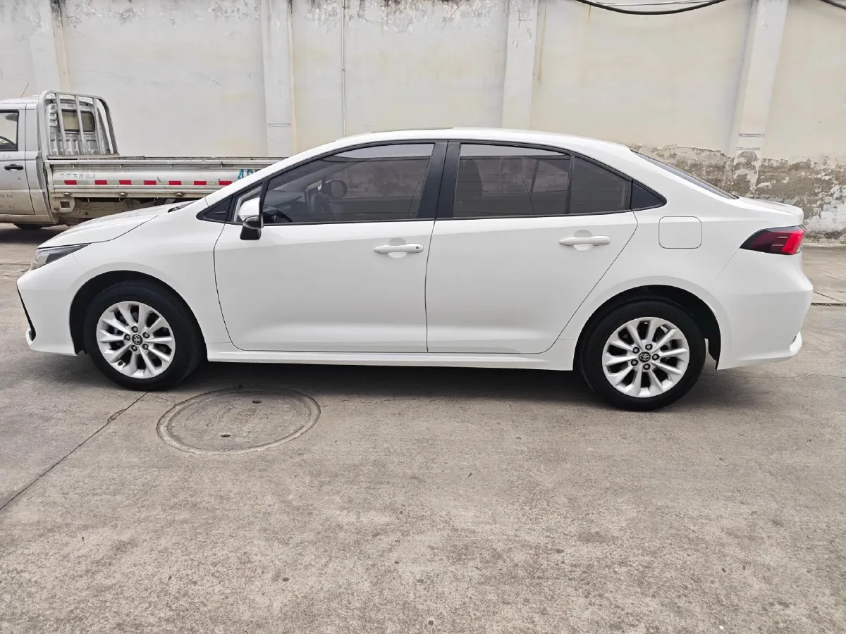 2021 Toyota Corolla 1.2T 116HP L4 CVT,autocango,china used car exporter,china ev exporter,chinese used car exporter,chinese used ev exporter