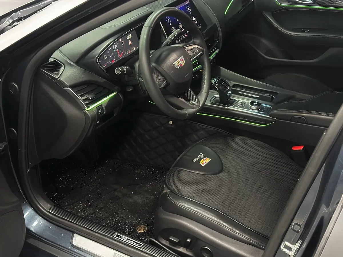 2022 Cadillac CT5 2.0T 237HP L4 10AT,autocango,china used car exporter,china ev exporter,chinese used car exporter,chinese used ev exporter