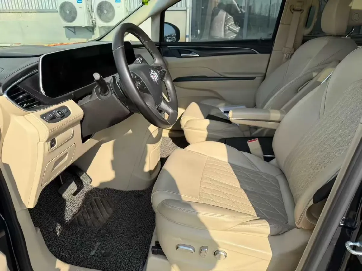 2023 Buick GL8 2.0T 237HP L4 9AT,autocango,china used car exporter,china ev exporter,chinese used car exporter,chinese used ev exporter