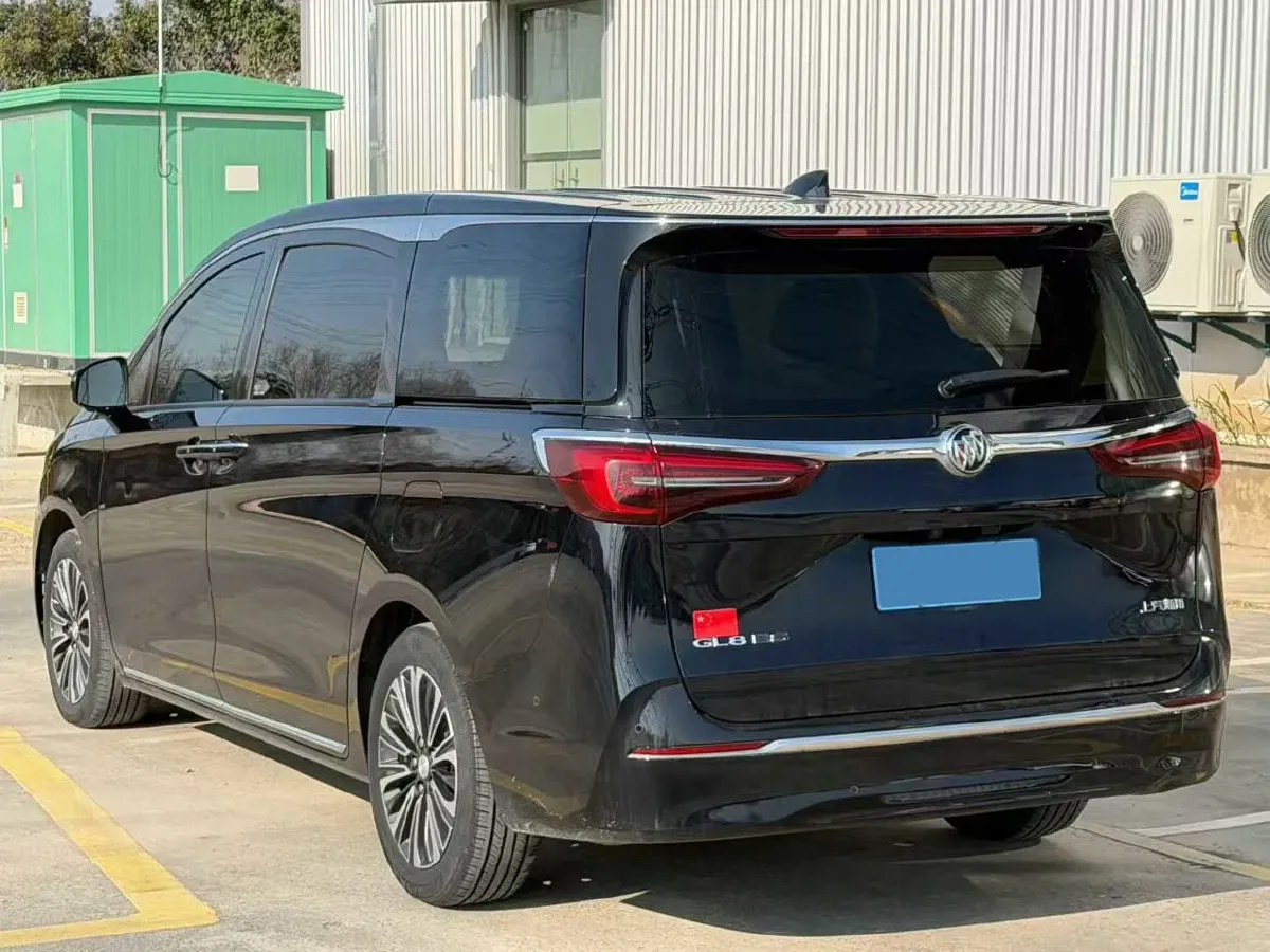 2023 Buick GL8 2.0T 237HP L4 9AT,autocango,china used car exporter,china ev exporter,chinese used car exporter,chinese used ev exporter