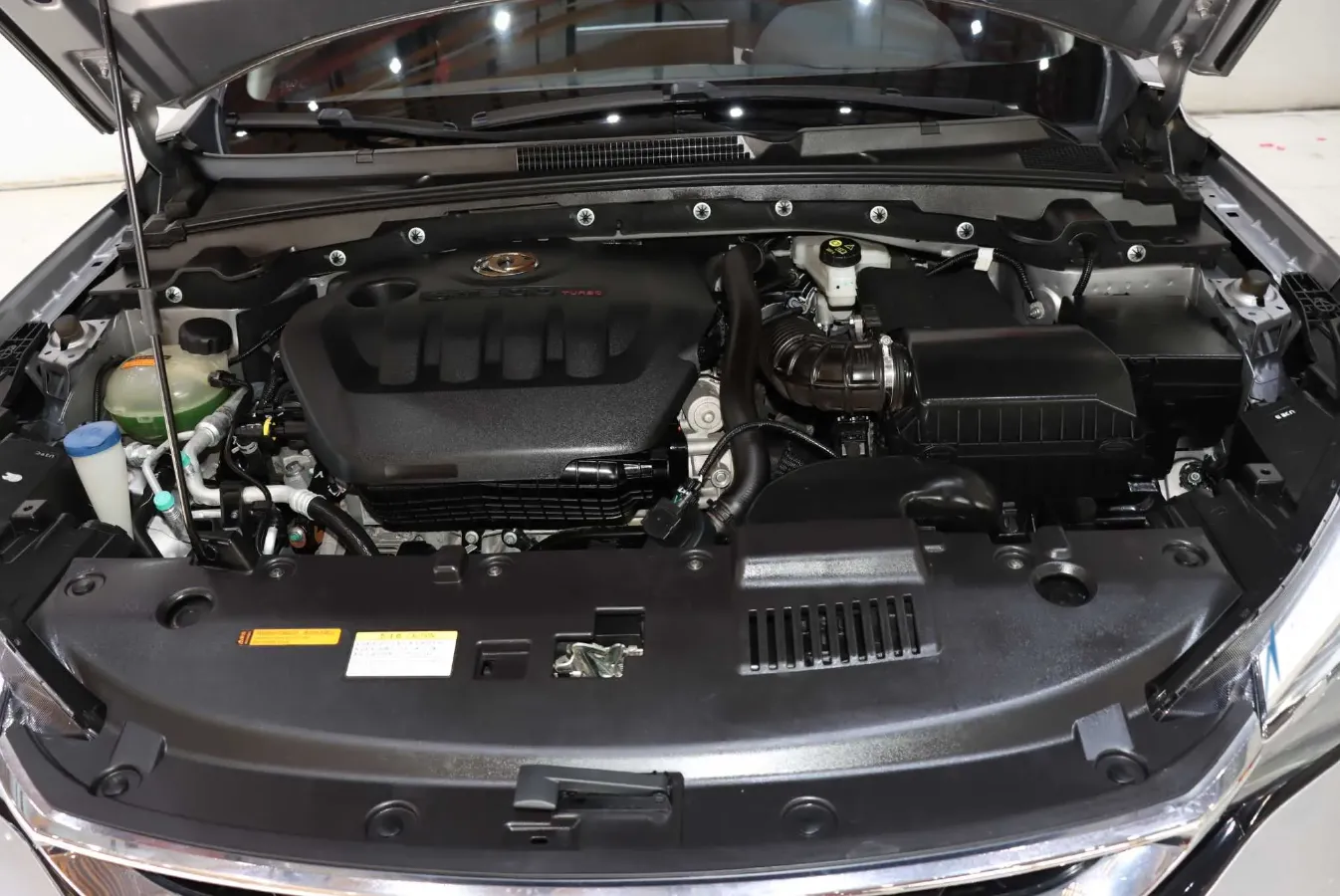 2021 DongFeng Aeolus YiXuan 1.5T 150HP L4 6DCT,autocango,china used car exporter,china ev exporter,chinese used car exporter,chinese used ev exporter