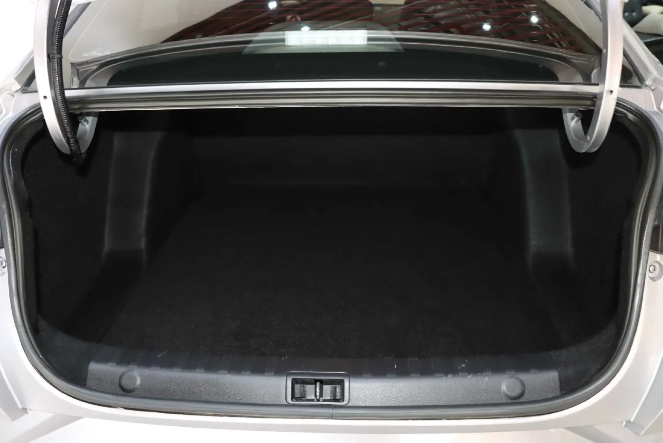 2021 DongFeng Aeolus YiXuan 1.5T 150HP L4 6DCT,autocango,china used car exporter,china ev exporter,chinese used car exporter,chinese used ev exporter