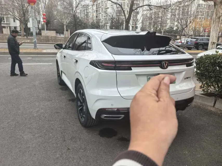 2023 ChangAn UNI-K iDD 1.5T 170HP L4 6TCT PHEV 28.39KWH,autocango,china used car exporter,china ev exporter,chinese used car exporter,chinese used ev exporter