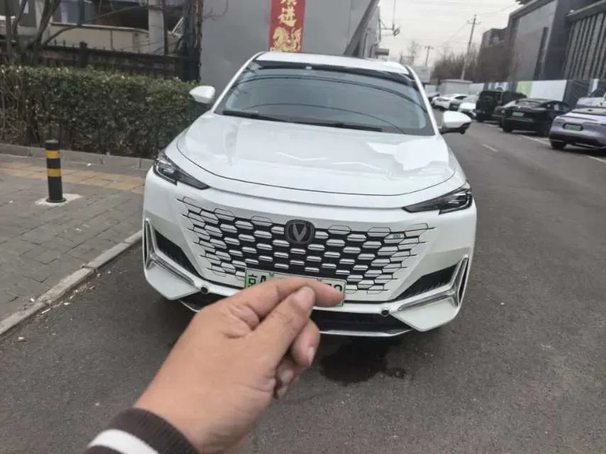 2023 ChangAn UNI-K iDD 1.5T 170HP L4 6TCT PHEV 28.39KWH,autocango,china used car exporter,china ev exporter,chinese used car exporter,chinese used ev exporter