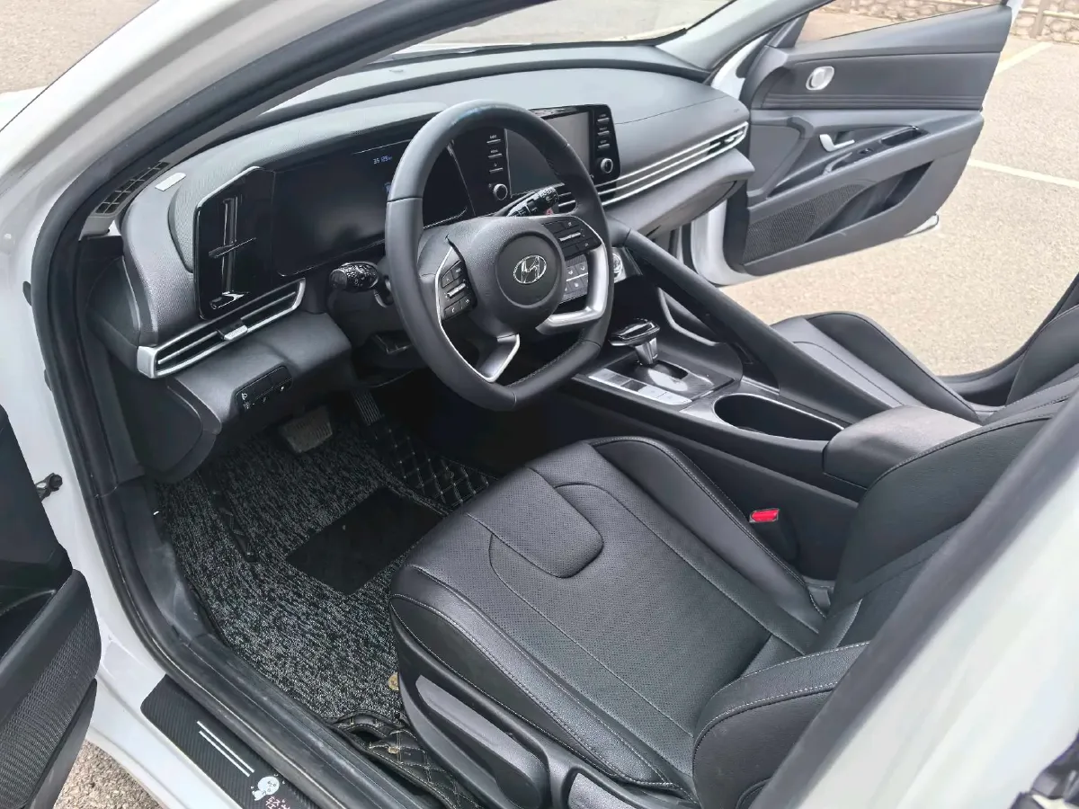 2022 Hyundai Elantra 1.5L 115HP L4 CVT,autocango,china used car exporter,china ev exporter,chinese used car exporter,chinese used ev exporter