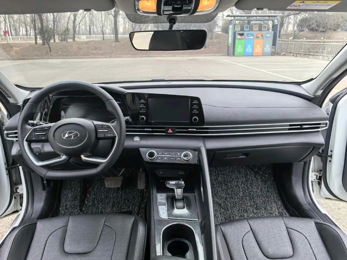 2022 Hyundai Elantra 1.5L 115HP L4 CVT,autocango,china used car exporter,china ev exporter,chinese used car exporter,chinese used ev exporter