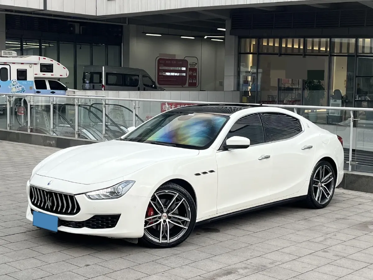 2018 Maserati Ghibli 3.0T 350HP V6 8AT,autocango,china used car exporter,china ev exporter,chinese used car exporter,chinese used ev exporter