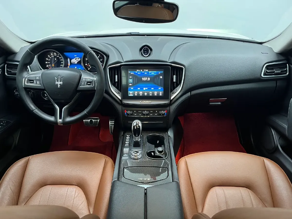 2018 Maserati Ghibli 3.0T 350HP V6 8AT,autocango,china used car exporter,china ev exporter,chinese used car exporter,chinese used ev exporter