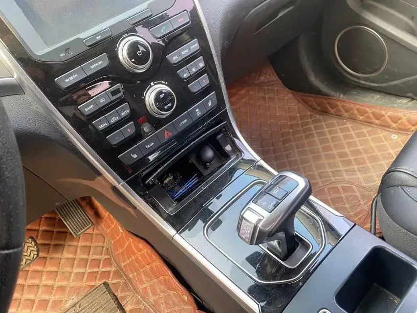 2018 Haval H2 1.5T 150HP L4 7DCT,autocango,china used car exporter,china ev exporter,chinese used car exporter,chinese used ev exporter