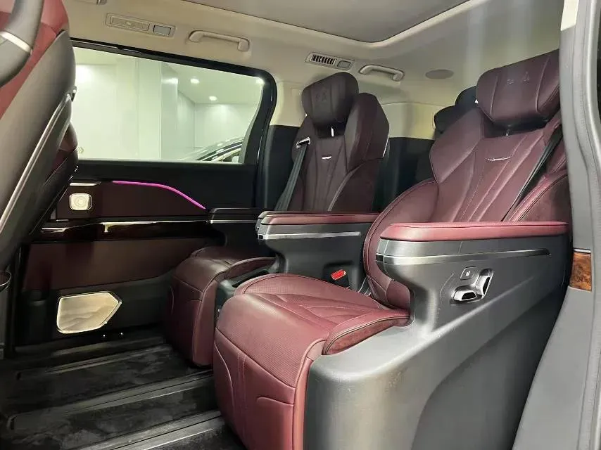 2023 HongQi HQ9 2.0T 252HP L4 8AT,autocango,china used car exporter,china ev exporter,chinese used car exporter,chinese used ev exporter