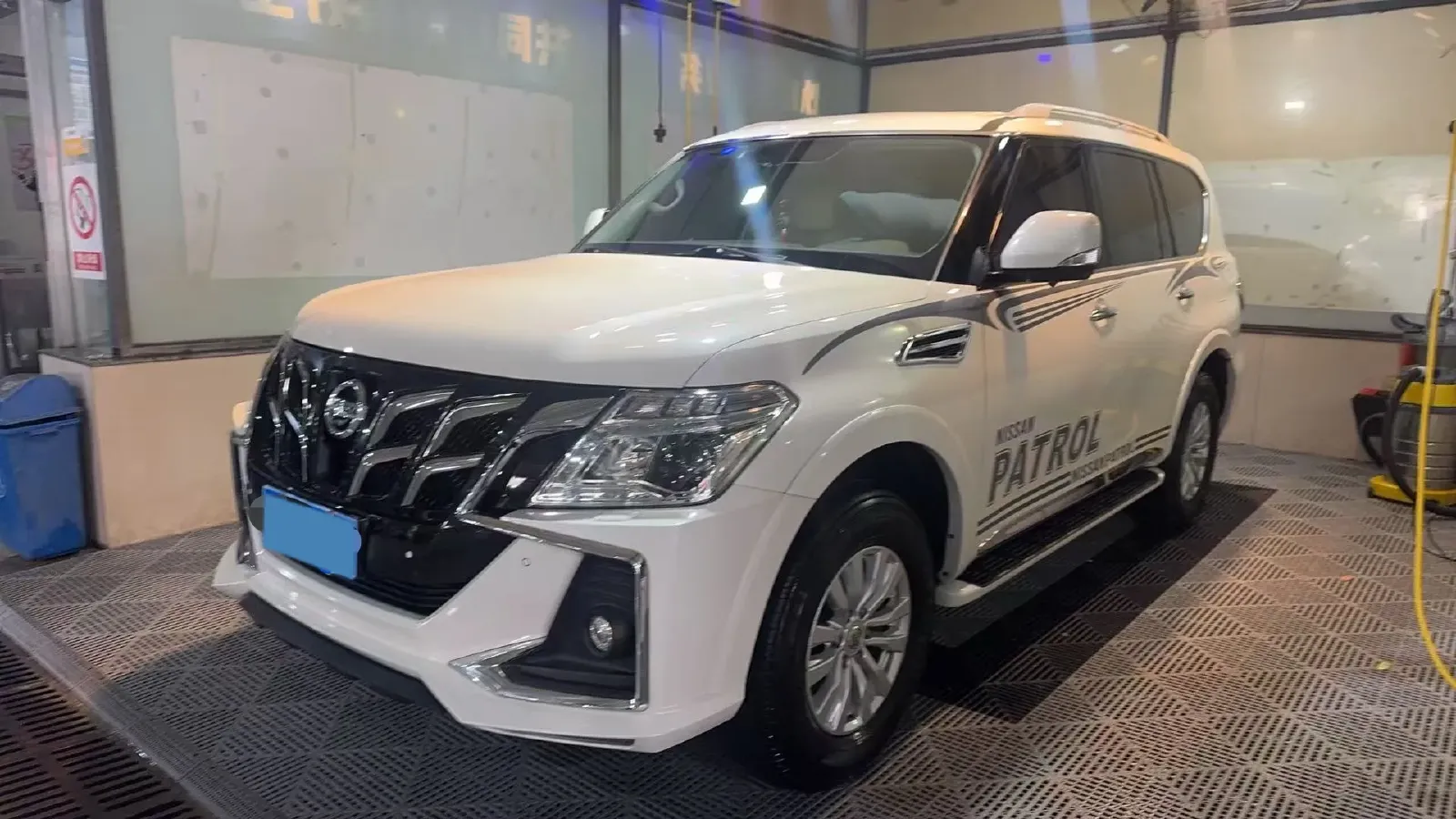 2018 Nissan Patrol 4.0L 279HP V6 7AT,autocango,china used car exporter,china ev exporter,chinese used car exporter,chinese used ev exporter