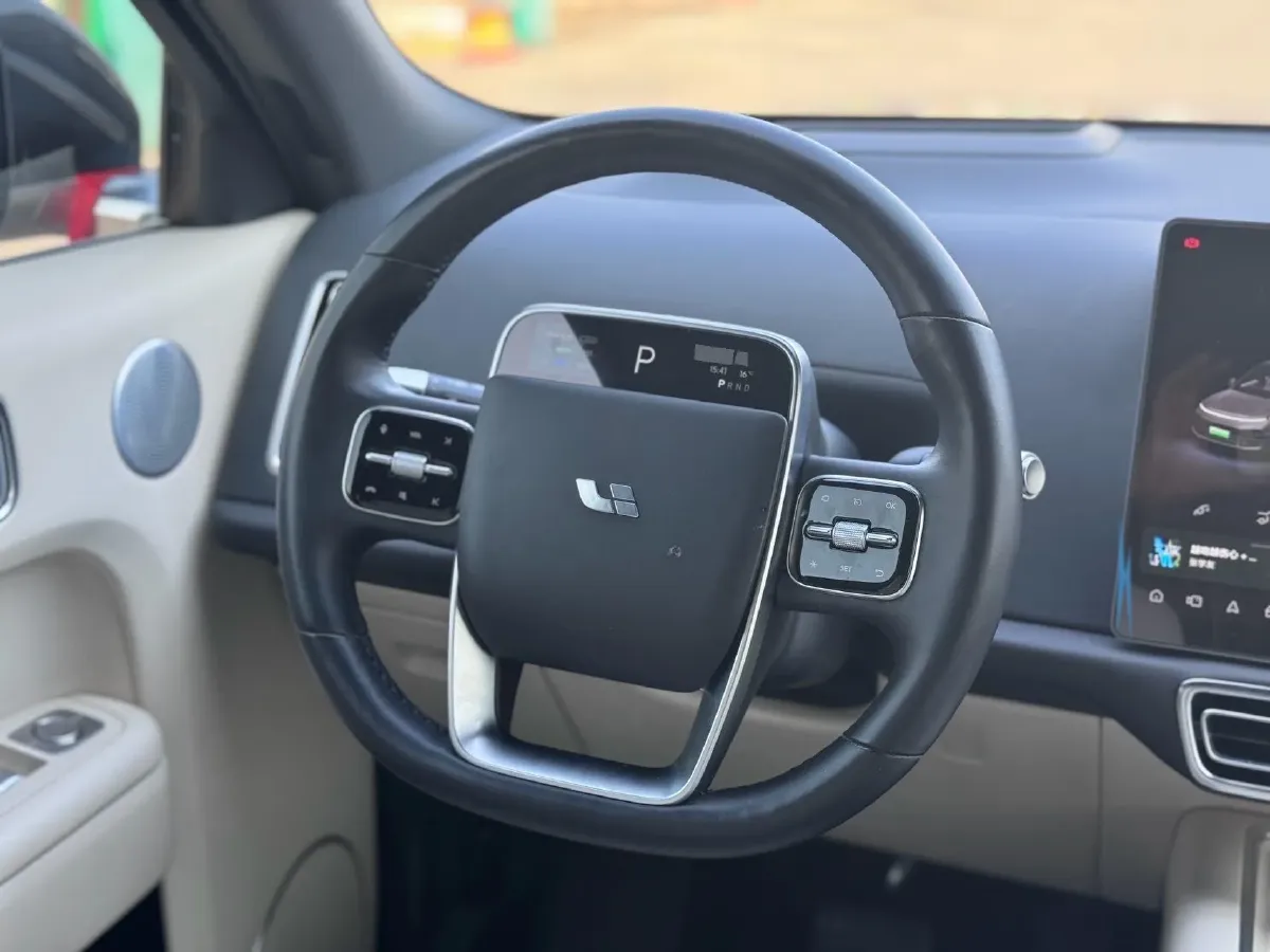 2022 Li L9 Range Extended 154HP REEV 42.6KWH,autocango,china used car exporter,china ev exporter,chinese used car exporter,chinese used ev exporter