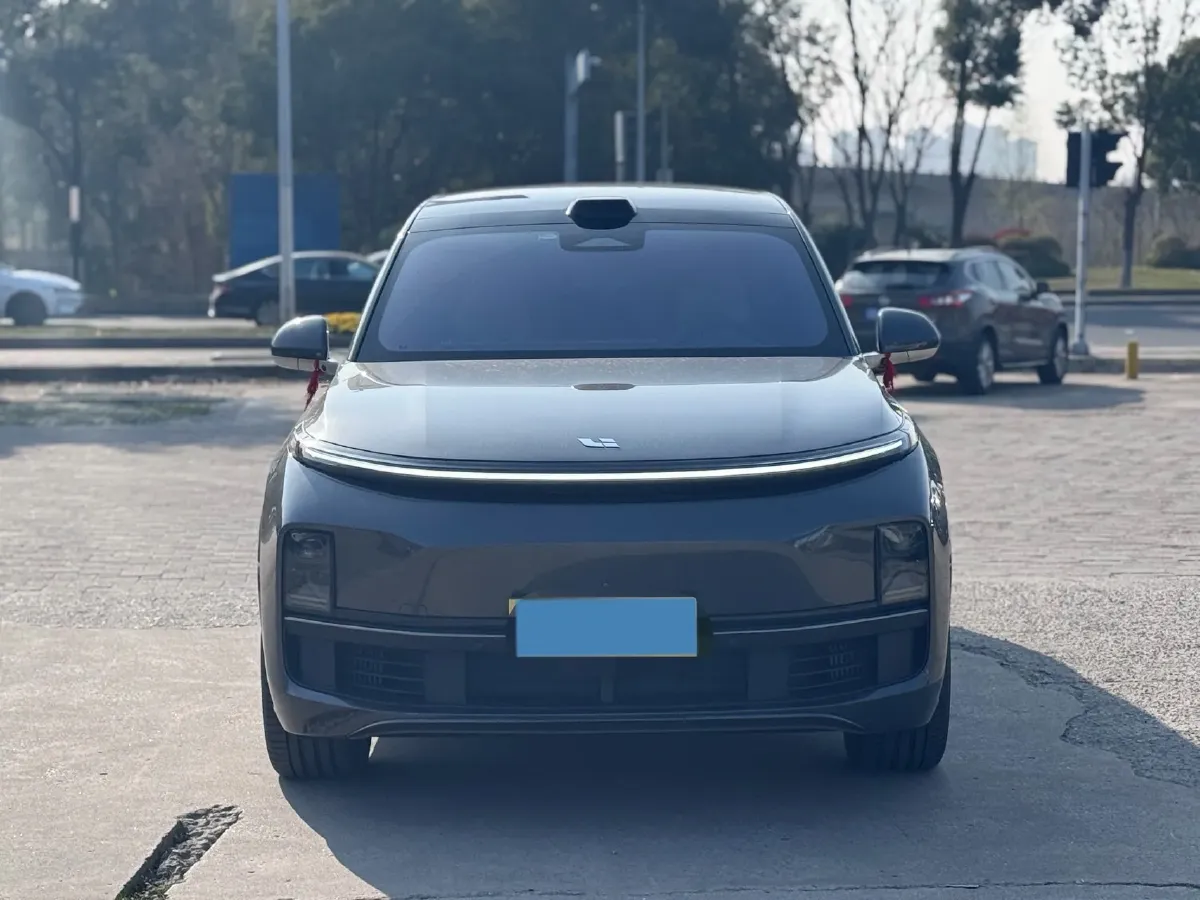 2022 Li L9 Range Extended 154HP REEV 42.6KWH,autocango,china used car exporter,china ev exporter,chinese used car exporter,chinese used ev exporter