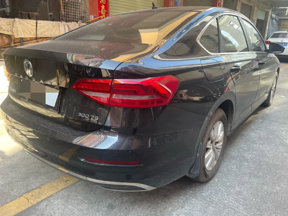 2018 Landwind XiaoYao 1.5T 163HP L4 CVT,autocango,china used car exporter,china ev exporter,chinese used car exporter,chinese used ev exporter