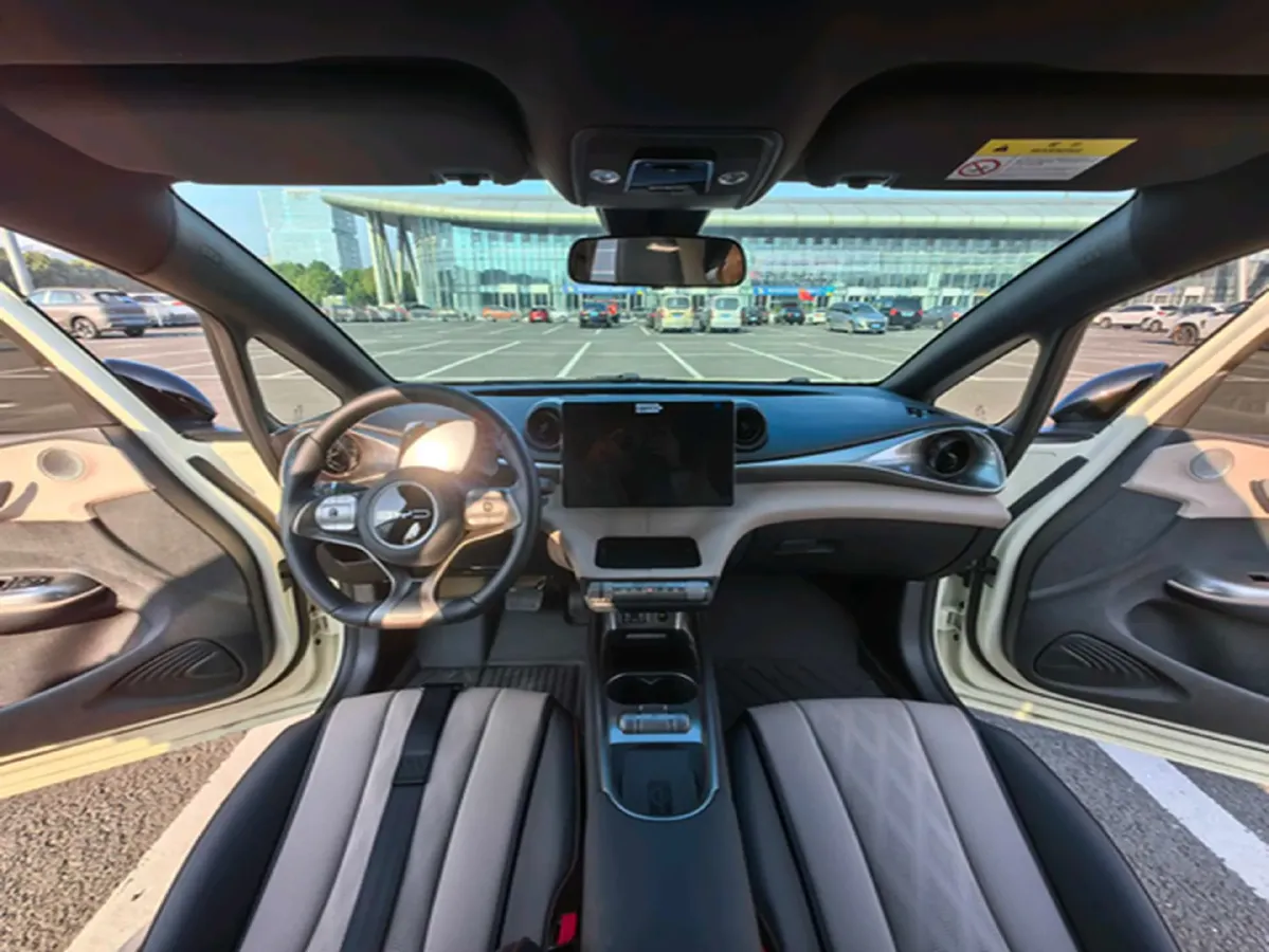 2023 BYD Dolphin BEV 44.928KWH,autocango,china used car exporter,china ev exporter,chinese used car exporter,chinese used ev exporter