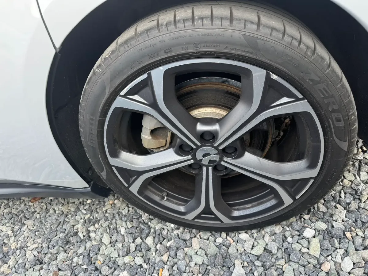 2022 JunTian HeiWuShi Youth 2.0T 203HP L4 6AT,autocango,china used car exporter,china ev exporter,chinese used car exporter,chinese used ev exporter