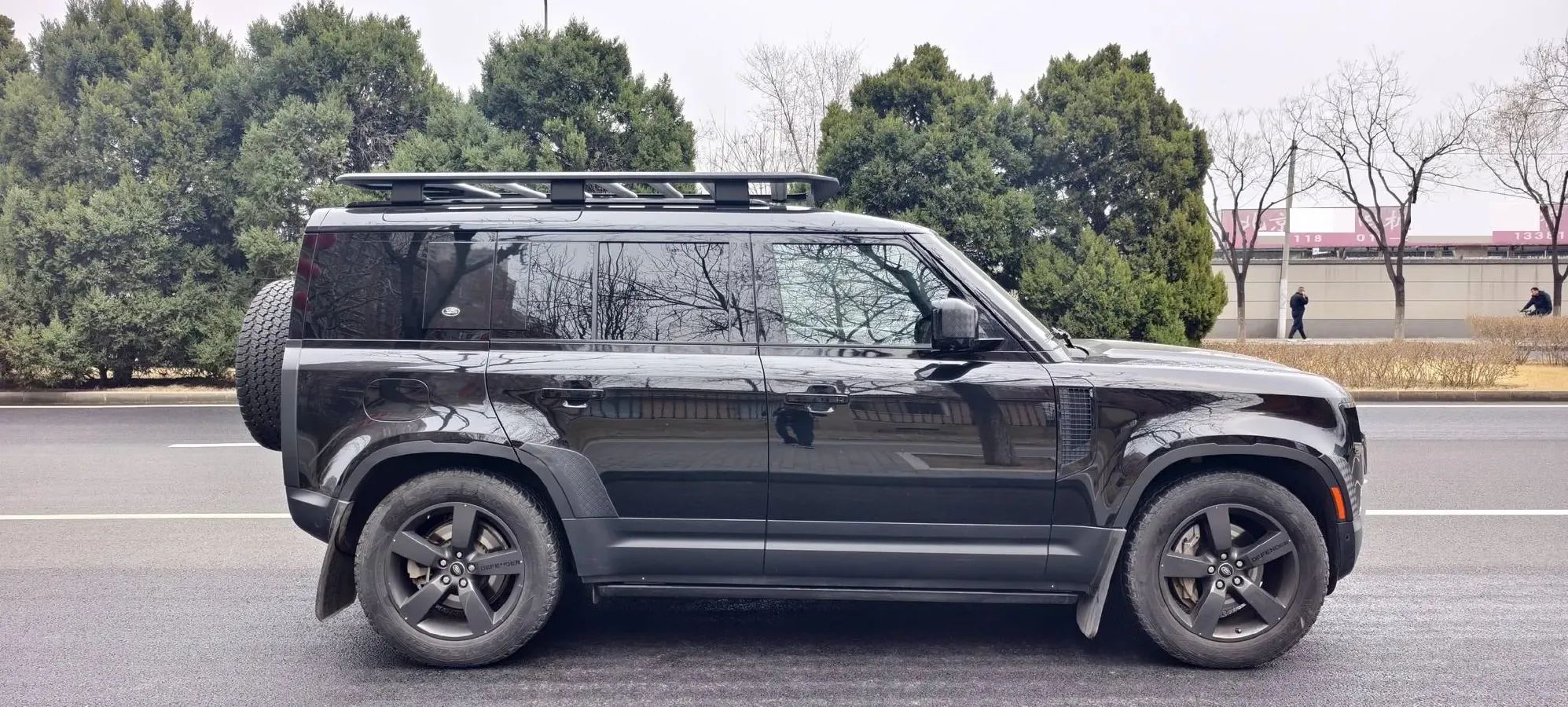 2021 Land Rover Defender 3.0T 400HP L6 8AT,autocango,china used car exporter,china ev exporter,chinese used car exporter,chinese used ev exporter