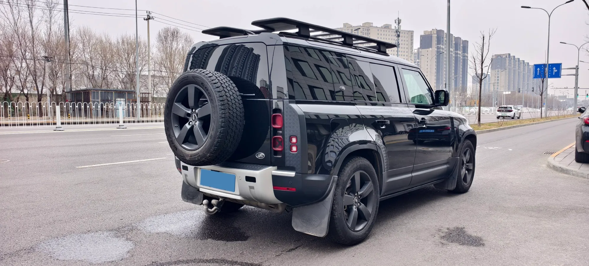 2021 Land Rover Defender 3.0T 400HP L6 8AT,autocango,china used car exporter,china ev exporter,chinese used car exporter,chinese used ev exporter