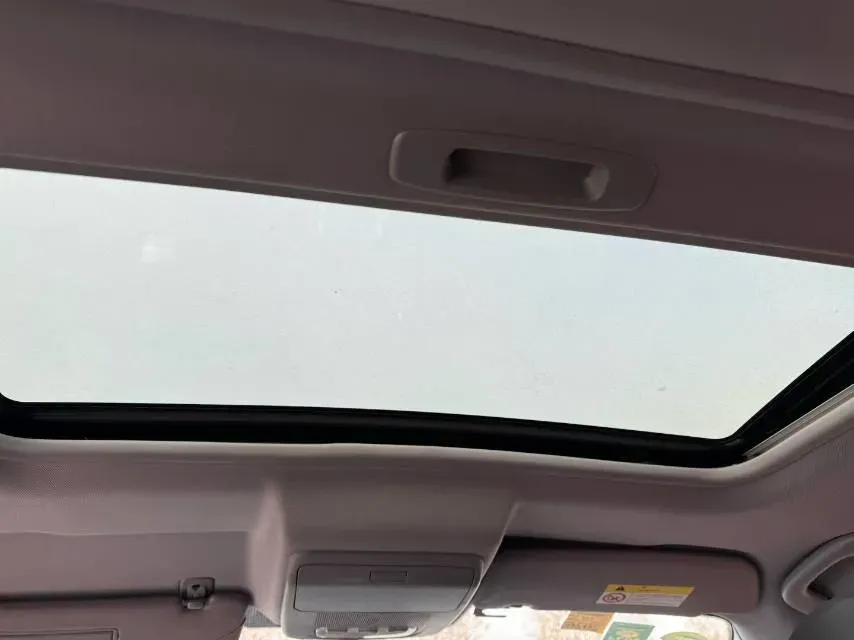 2016 Peugeot 3008 2.0L 147HP L4 6AT,autocango,china used car exporter,china ev exporter,chinese used car exporter,chinese used ev exporter