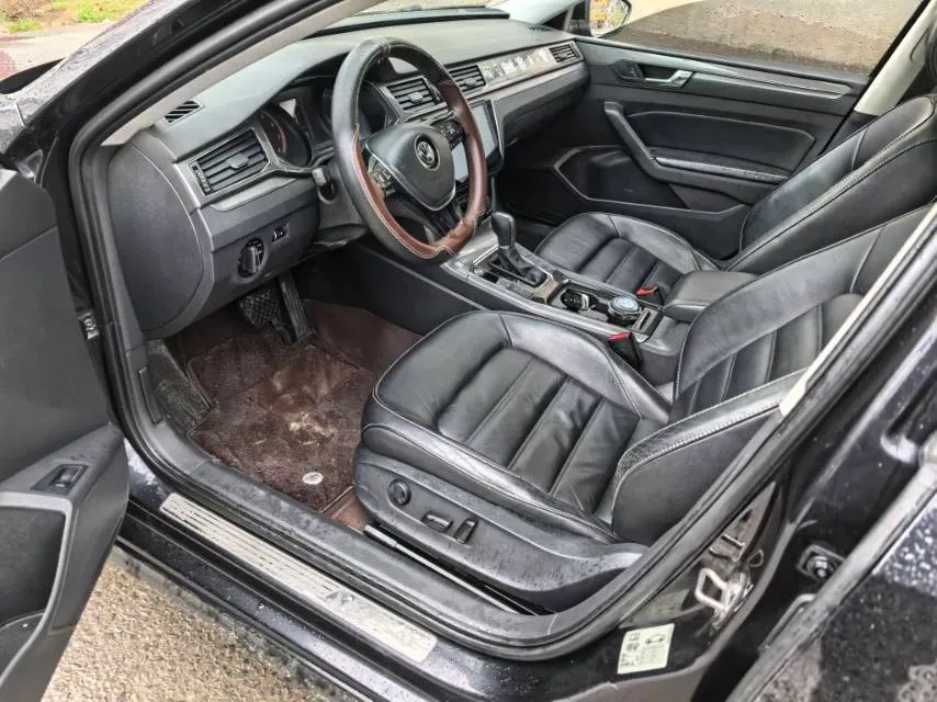2017 Volkswagen Passat 1.8T 180HP L4 7DCT,autocango,china used car exporter,china ev exporter,chinese used car exporter,chinese used ev exporter