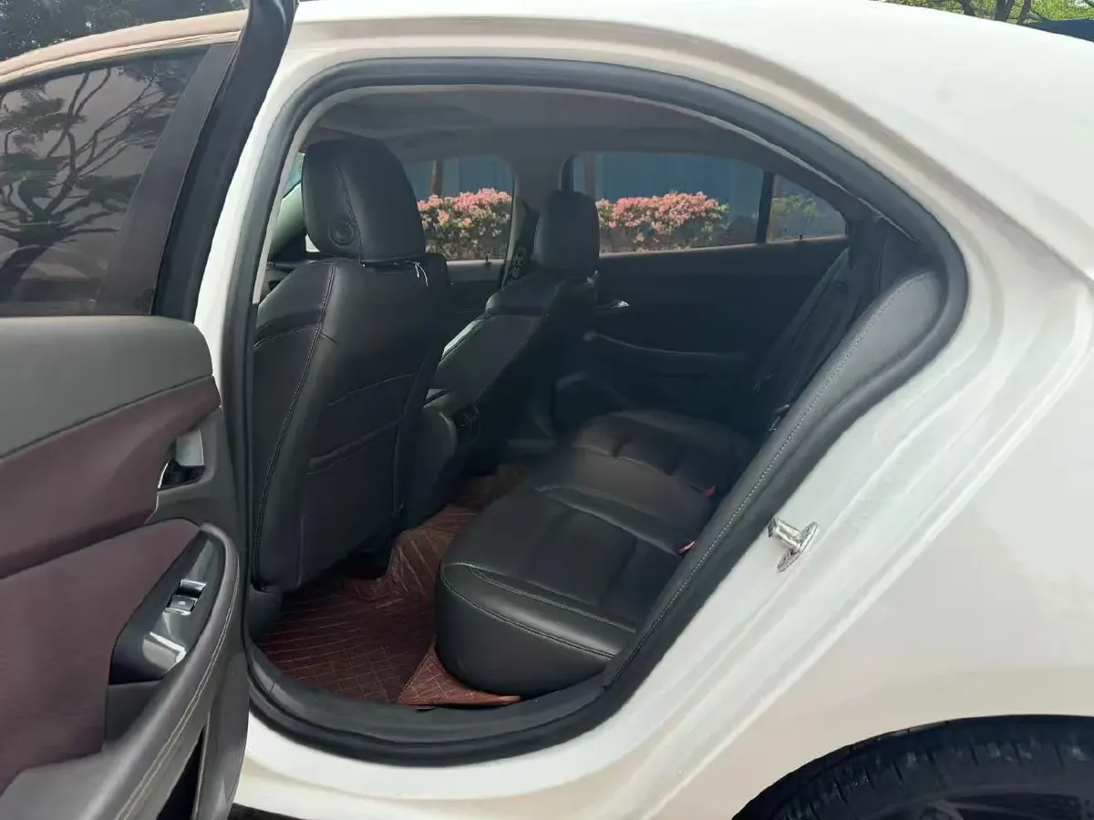 2018 Chevrolet Malibu 1.5T 170HP L4 6AT,autocango,china used car exporter,china ev exporter,chinese used car exporter,chinese used ev exporter