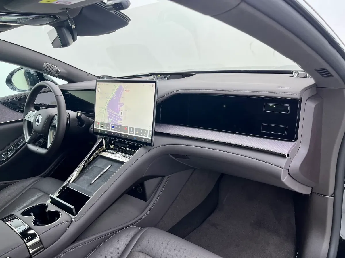 2024 Denza DenzaZ9 2.0T 207HP L4 E-CVT PHEV 38.5KWH,autocango,china used car exporter,china ev exporter,chinese used car exporter,chinese used ev exporter