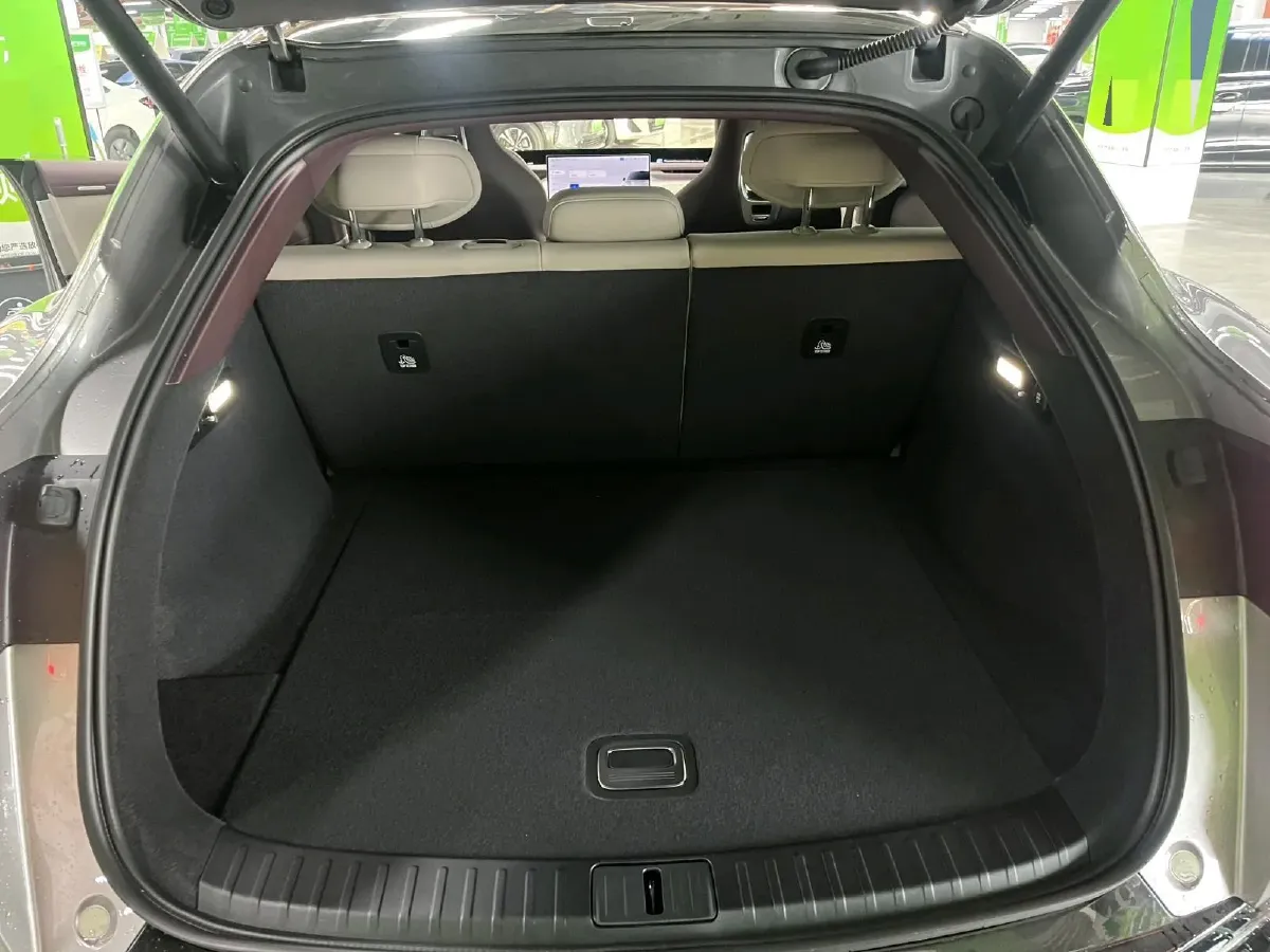 2025 MI YU7 BEV 96.3KWH,autocango,china used car exporter,china ev exporter,chinese used car exporter,chinese used ev exporter