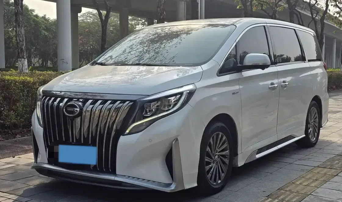 2021 GAC Trumpchi M8 2.0T 252HP L4 8AT,autocango,china used car exporter,china ev exporter,chinese used car exporter,chinese used ev exporter