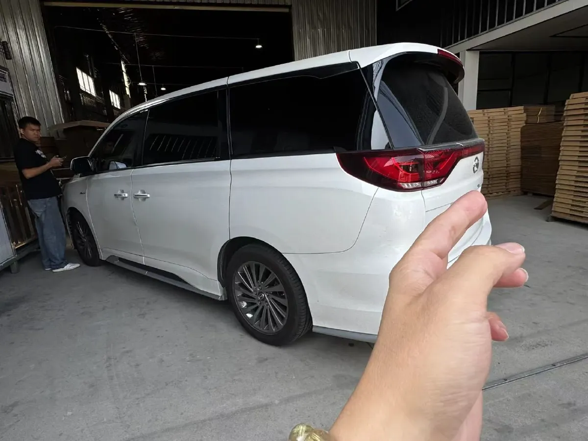 2021 GAC Trumpchi M8 2.0T 252HP L4 8AT,autocango,china used car exporter,china ev exporter,chinese used car exporter,chinese used ev exporter