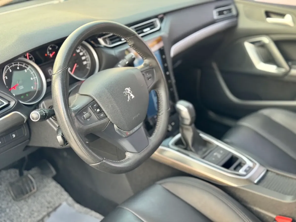 2014 Peugeot 408 1.8L 139HP L4 6AT,autocango,china used car exporter,china ev exporter,chinese used car exporter,chinese used ev exporter