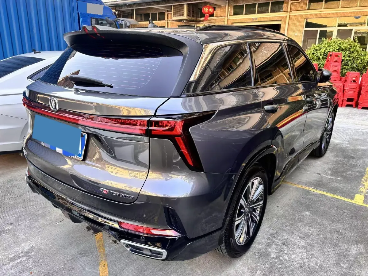 2023 ChangAn CS75 Plus 1.5T 188HP L4 8AT,autocango,china used car exporter,china ev exporter,chinese used car exporter,chinese used ev exporter