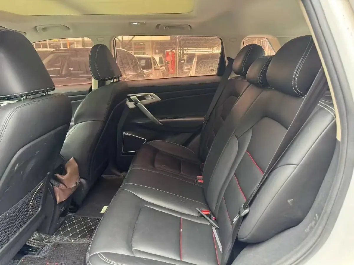 2018 Geely Azkarra 2.0L 141HP L4 6MT,autocango,china used car exporter,china ev exporter,chinese used car exporter,chinese used ev exporter