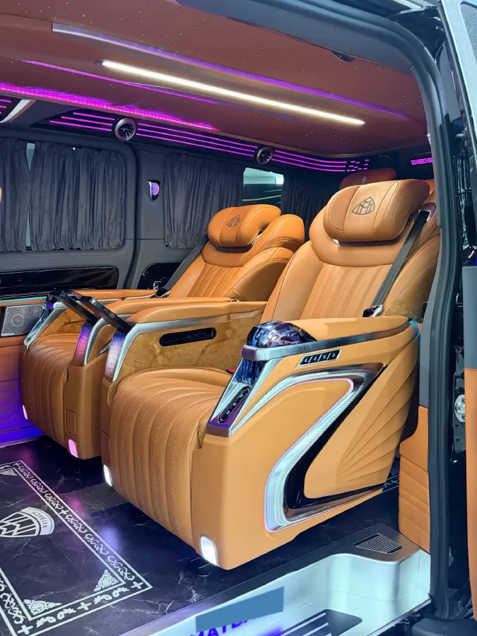 2023 Mercedes-Benz Vito 2.0T 211HP L4 9AT,autocango,china used car exporter,china ev exporter,chinese used car exporter,chinese used ev exporter