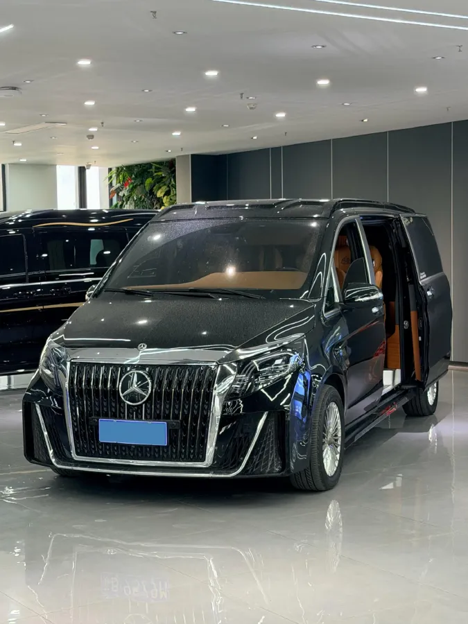2023 Mercedes-Benz Vito 2.0T 211HP L4 9AT,autocango,china used car exporter,china ev exporter,chinese used car exporter,chinese used ev exporter
