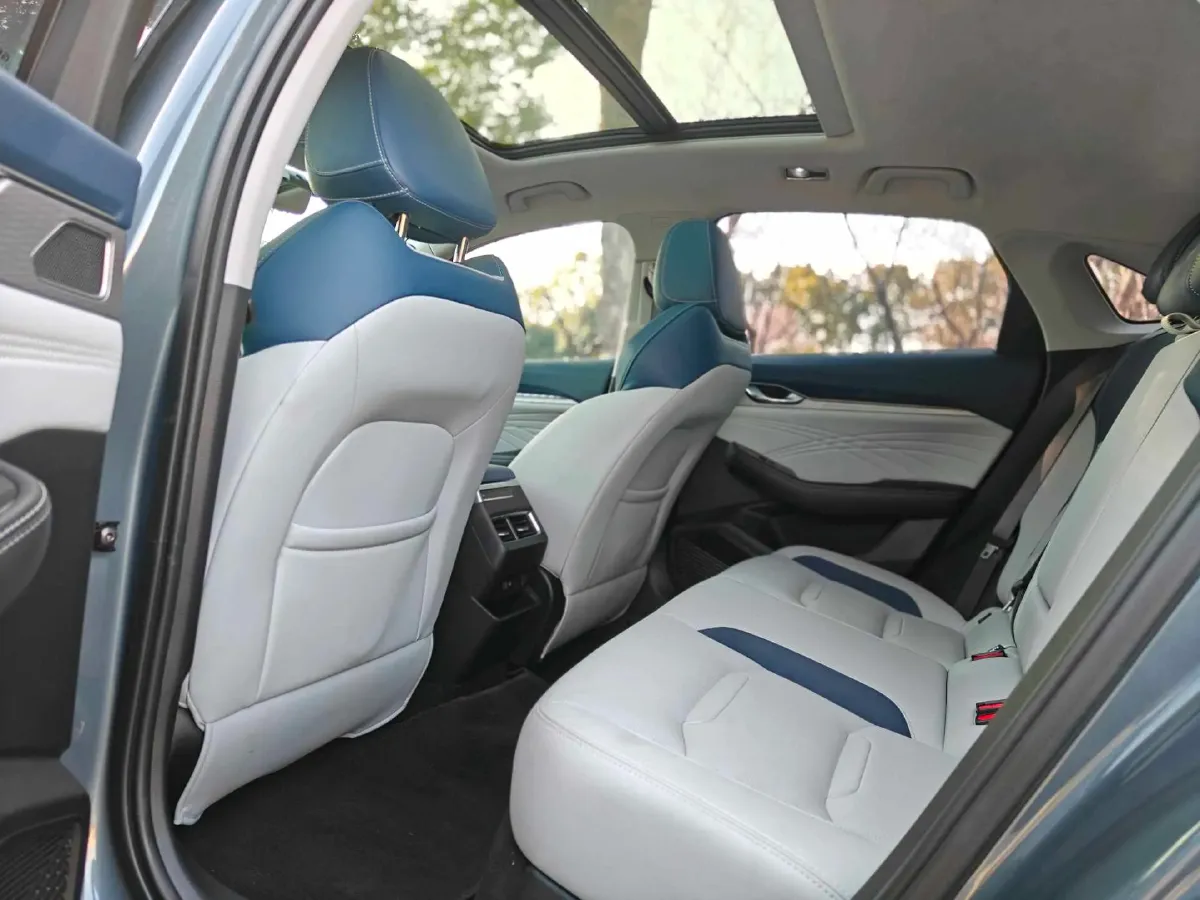 2021 Geely Preface 2.0T 190HP L4 7DCT,autocango,china used car exporter,china ev exporter,chinese used car exporter,chinese used ev exporter