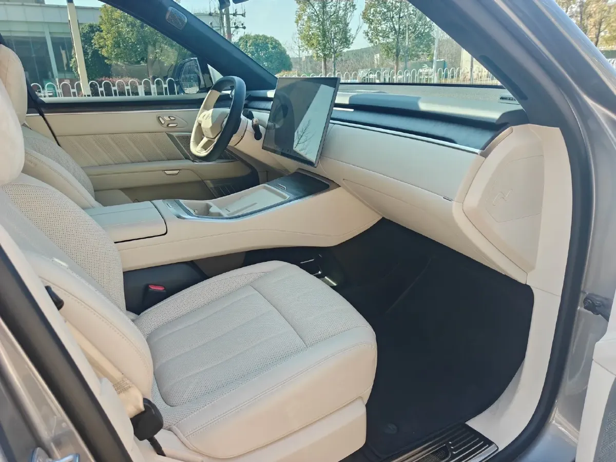 2025 ONVO L90 BEV,autocango,china used car exporter,china ev exporter,chinese used car exporter,chinese used ev exporter