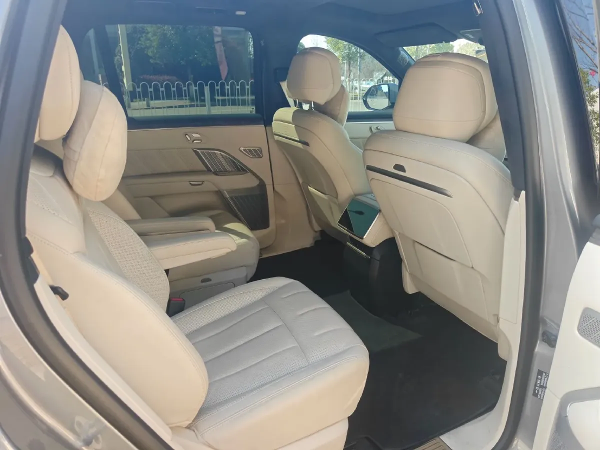 2025 ONVO L90 BEV,autocango,china used car exporter,china ev exporter,chinese used car exporter,chinese used ev exporter